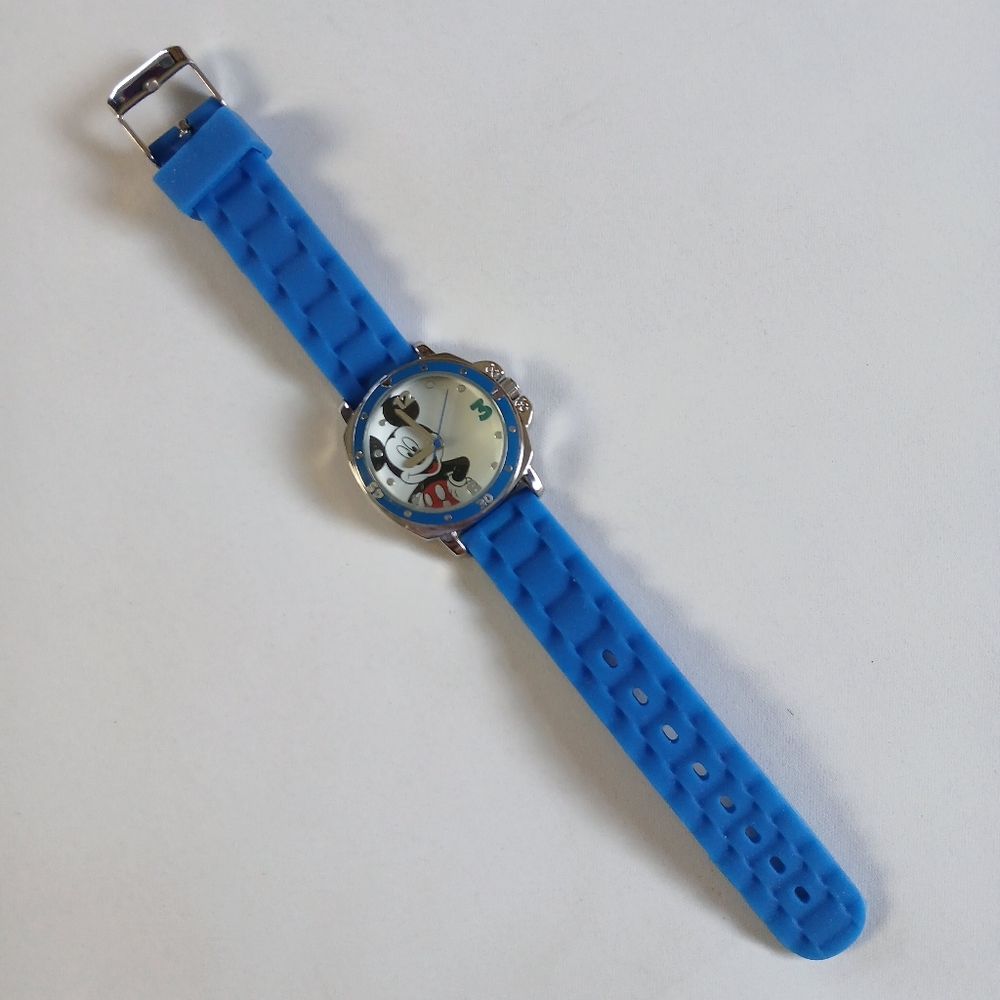 NWOT Disney Mickey Kids Watch